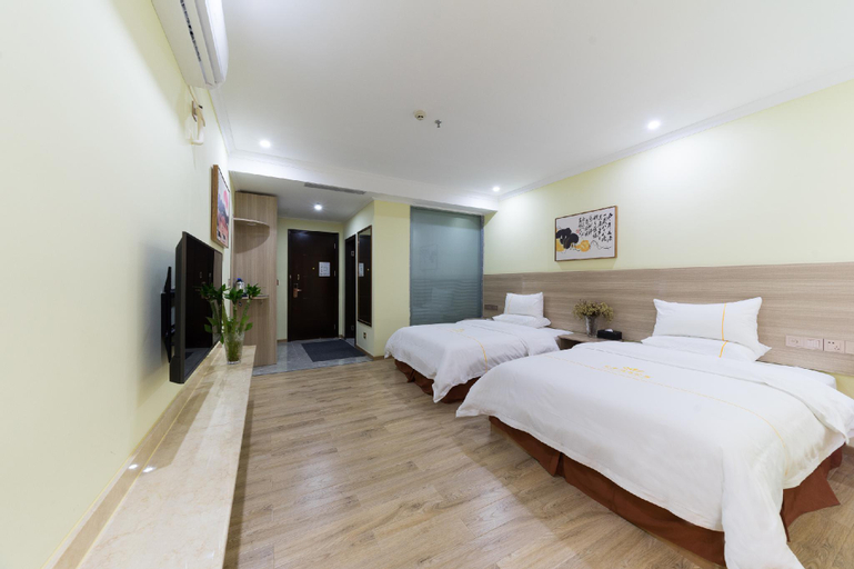 Deluxe twin-bed room-Twin bed room | Overnight airport transfer from 9 pm to 7 am | Baiyun Airport & Sunac & Wanda, Guangzhou