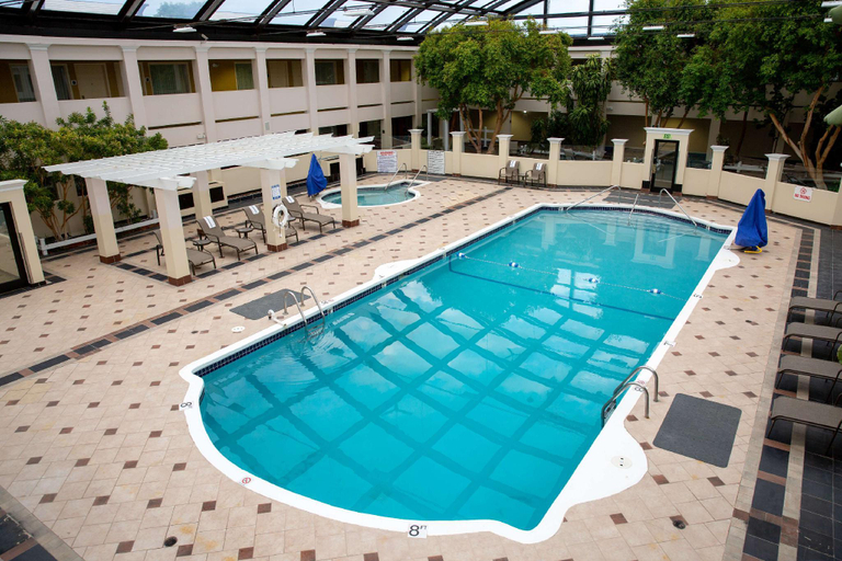 Sport & Beauty 5, Best Western Plus Milwaukee Airport Hotel & Conference Ctr, Milwaukee