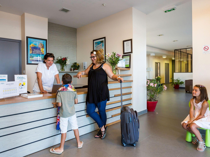 Public Area 2, Sea Breeze Stay w/ Pool, Loire-Atlantique