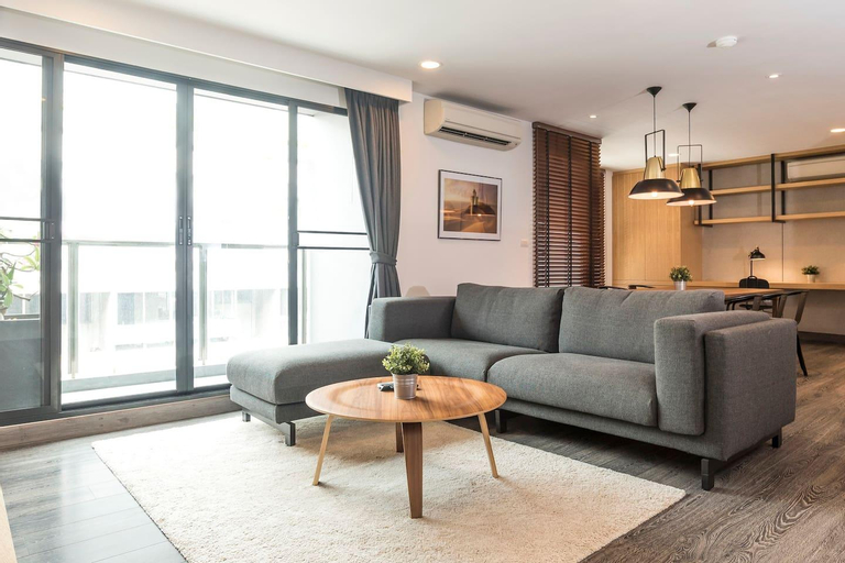 Rende Condo Sukhumvit 23, Wattana