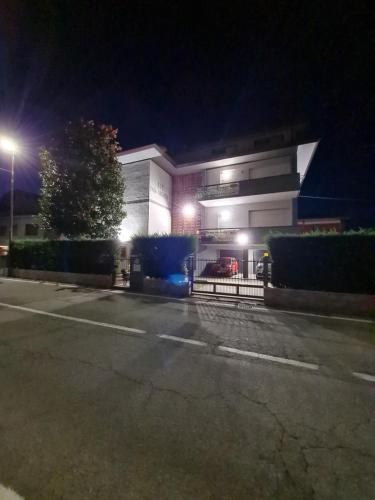 landlady airport orio Bergamo Ida, Bergamo