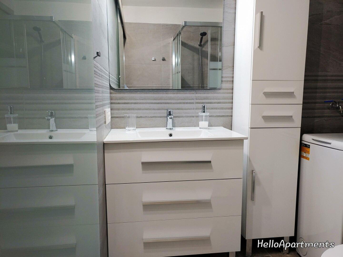 Bathroom 4, Ocean View Apartment in Playa de la Arena, Santa Cruz de Tenerife