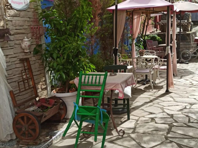 Others 3, Akide Butik Otel, Mudanya