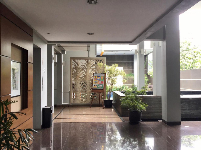 Public Area 29