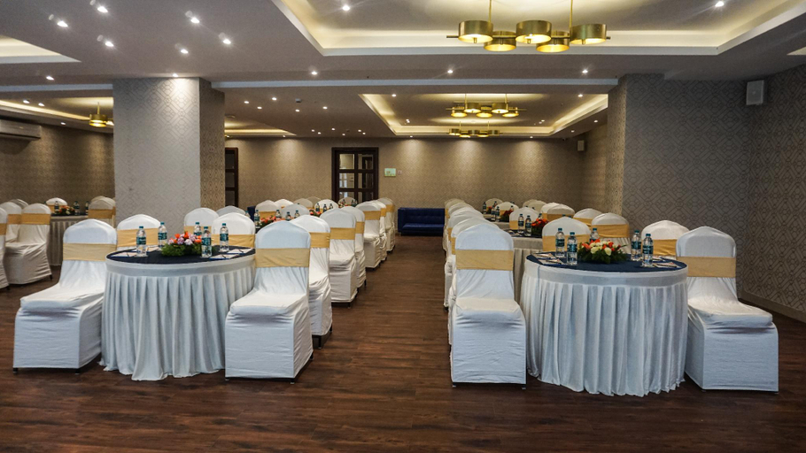 Food & Drinks 3, iStay Hotels Hitec City Hyderabad, Hyderabad