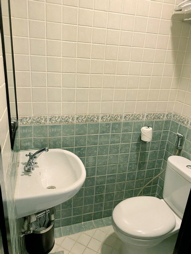 Bathroom 3