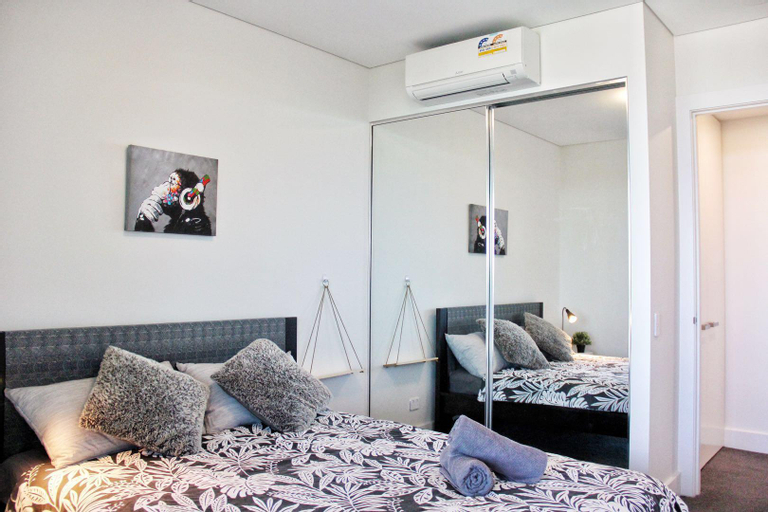 Comfy & Bright 1 Bedroom Apt, Sydney Olympic Park, Auburn