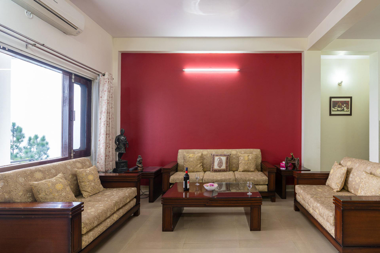 Public Area 2, Villa Woodside Meadows by VEO - Part of StayVista, Solan