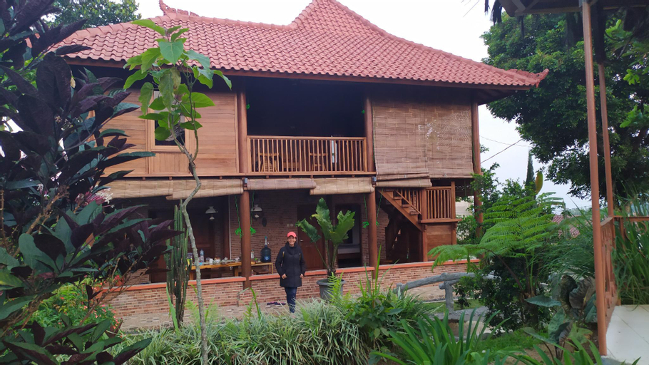 Villa Sarongge, Graha Elang, Cianjur