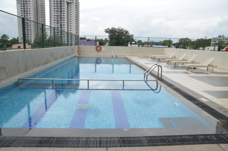 Sport & Beauty, Atrium - ICONIC , Sri Jayawardanapura Kotte