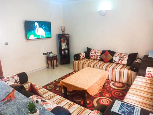 Beautiful apartment, Private rooms, Roof top with great view, Agadir-Ida ou Tanane