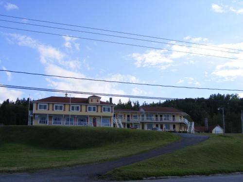 Hotel Motel Bon Accueil, La Haute-Gaspésie