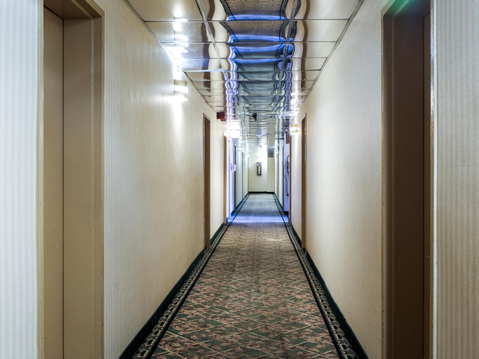 Public Area 3, JFK Inn, New York