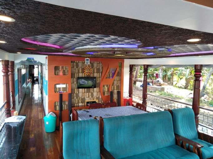 Public Area 2, Vaishnav Houseboat, Alappuzha