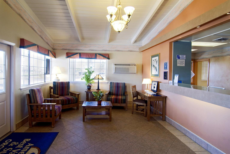 Public Area 2, Oroville Value Suites, Butte