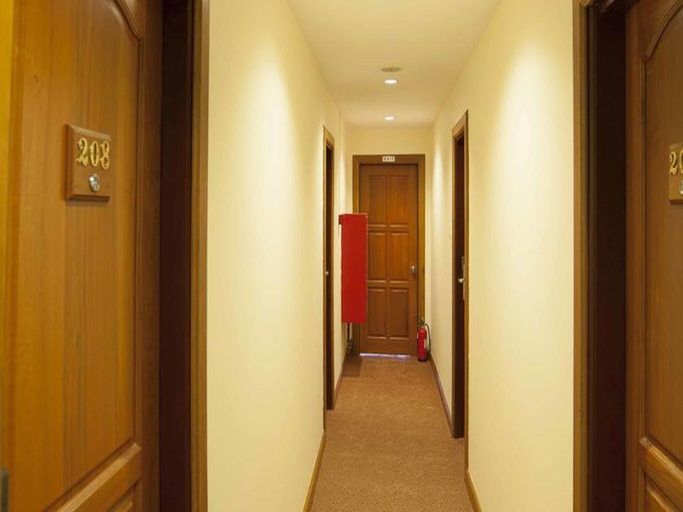 Interior view 4, Royal Golden 9 Mile Hotel, Yangon