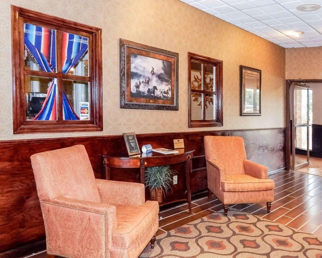 Public Area 2, Quality Inn Chickasha, Grady