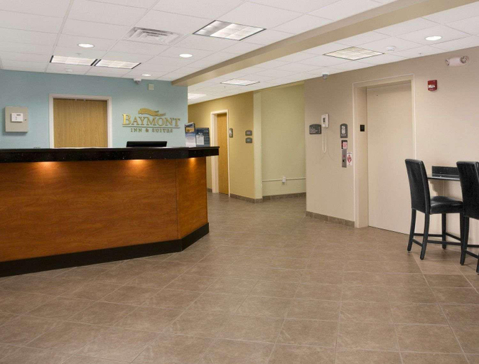 Public Area, Jacksonville Inn & Suites, Morgan