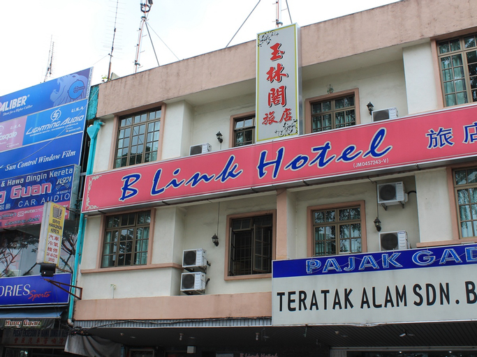 B Link Hotel, Kulaijaya