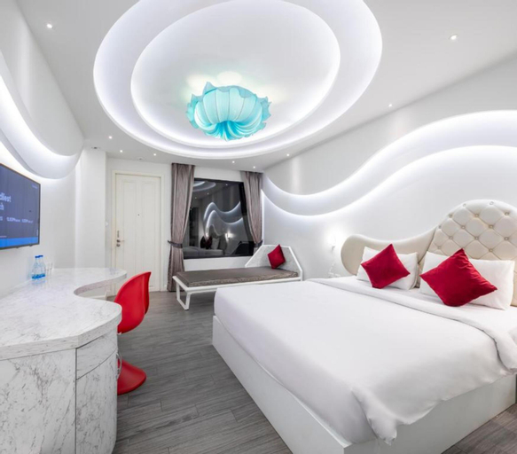 Bedroom 9