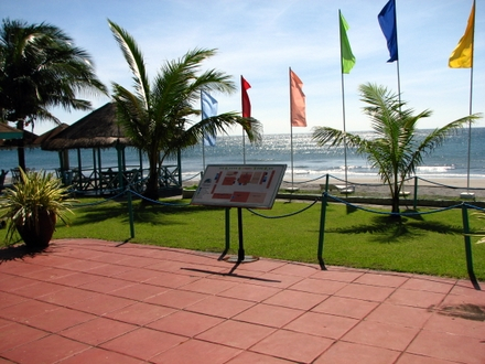 The Waterfront Beach Resort, Morong