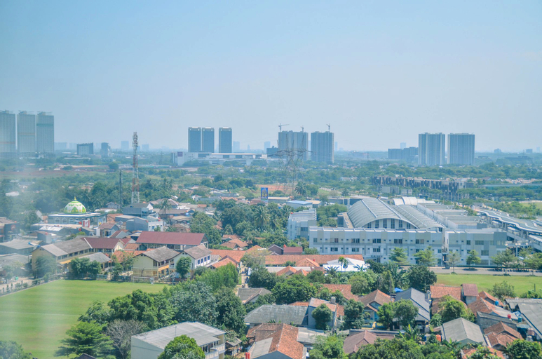 Exterior & Views 4, Chic and Cozy Studio at Serpong Garden Apartment By Travelio, Tangerang