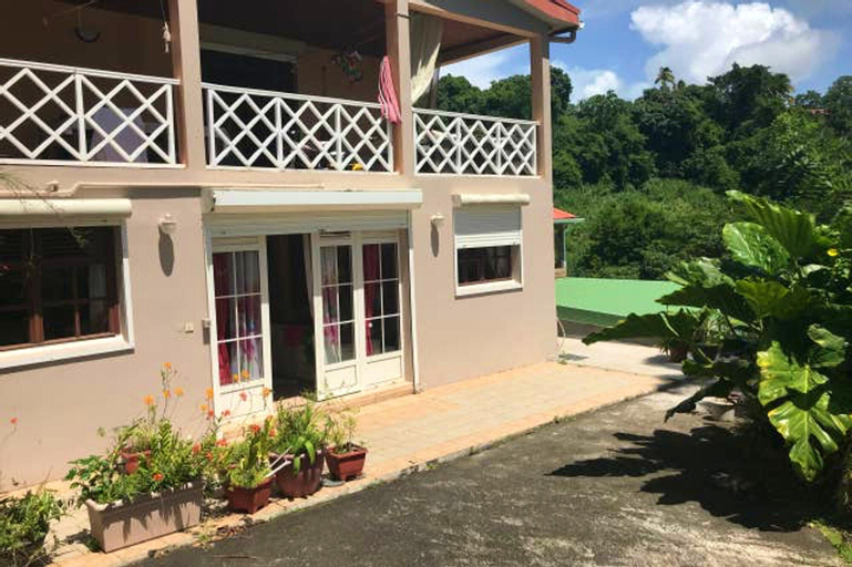House With 3 Bedrooms in Le Morne-vert, With Wonderful sea View, Furnished Garden and Wifi - 5 km From the Beach, Le Morne-Vert