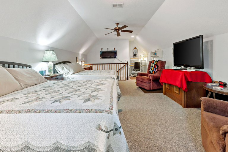 Bedroom 3, Four Mile Bed & Breakfast, Brunswick