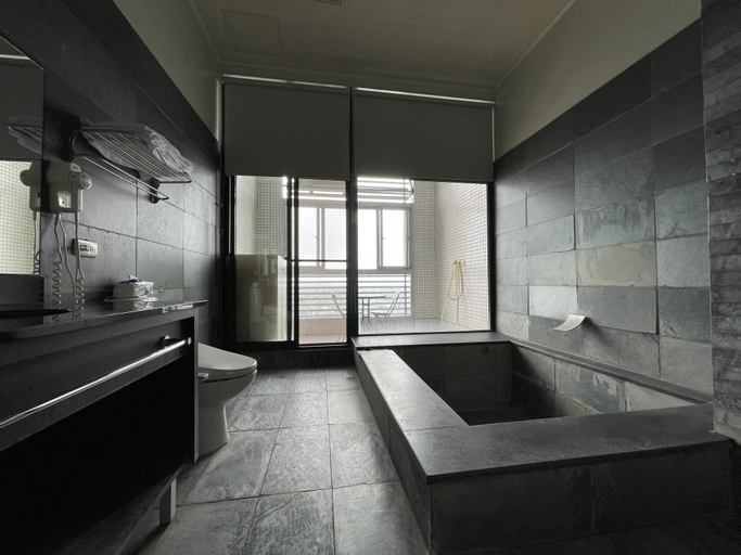 Bathroom 3, YC Cyuan Hot-Spring Hotel, Yilan