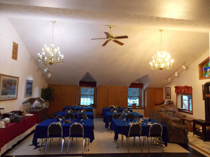 Public Area 5, Abbey Archway Inn, Fairbanks North Star