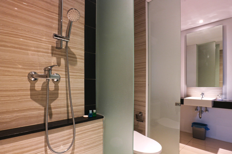 Bathroom 8