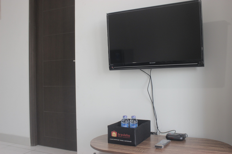 Others 5, Comfy 2BR at Mekarwangi Square Cibaduyut Apartment By Travelio, Bandung