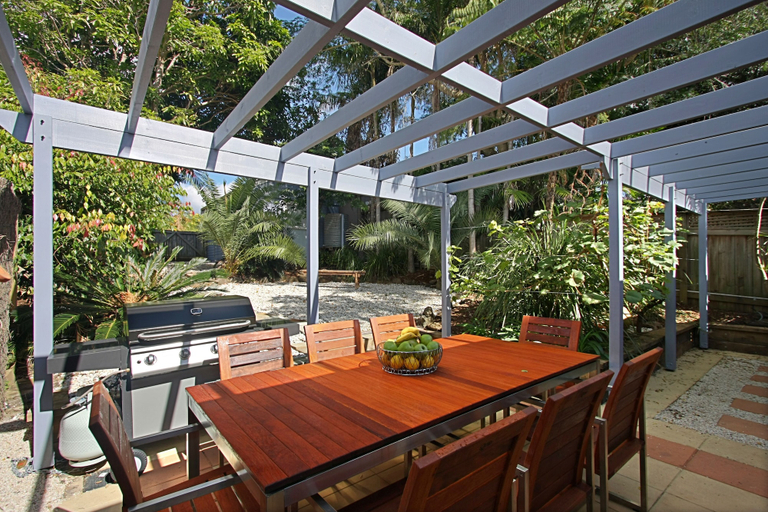 Food & Drinks 4, Harkaway - charming cottage in central Byron Bay, Byron
