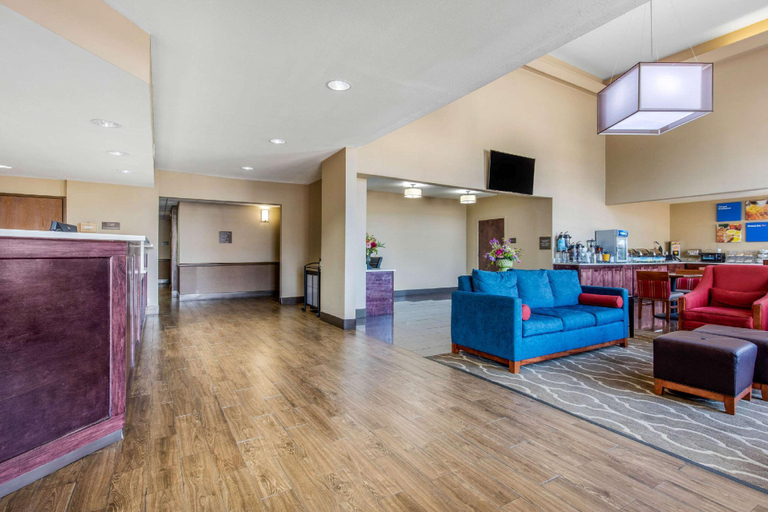 Public Area 2, Comfort Inn & Suites McComb, Pike