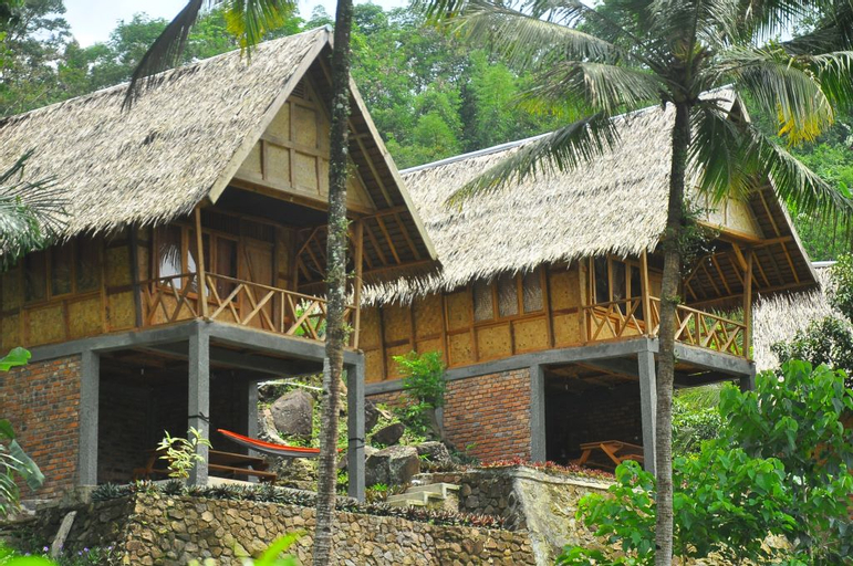 Arusliar Bukit Bambu Cottage, Sukabumi