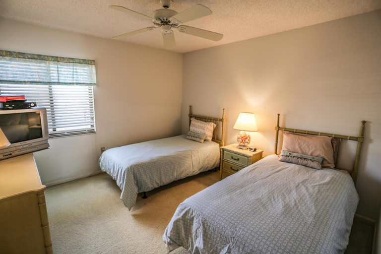 Bedroom 3, Sandarac by Distinctive Beach Rentals, Lee