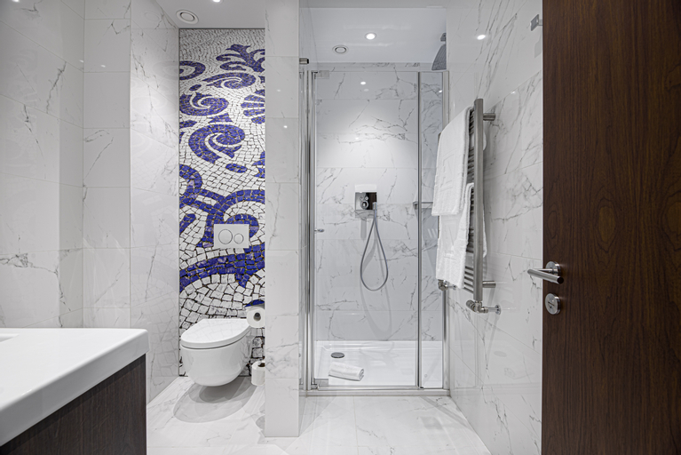 Bathroom 3