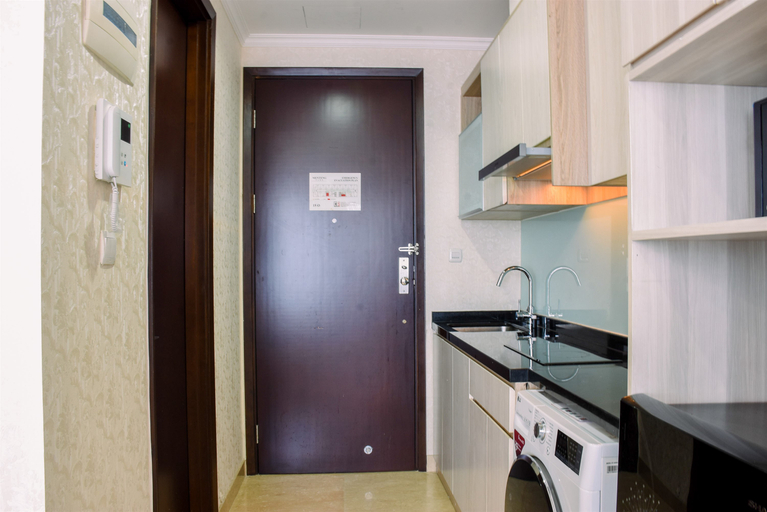 Others 2, Strategic and Minimalist Studio at Menteng Park Apartment By Travelio, Central Jakarta