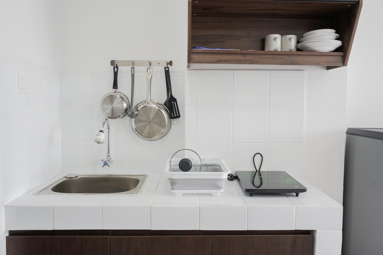 Others 2, Cozy Studio at Amazana Serpong Apartment By Travelio, Tangerang Selatan