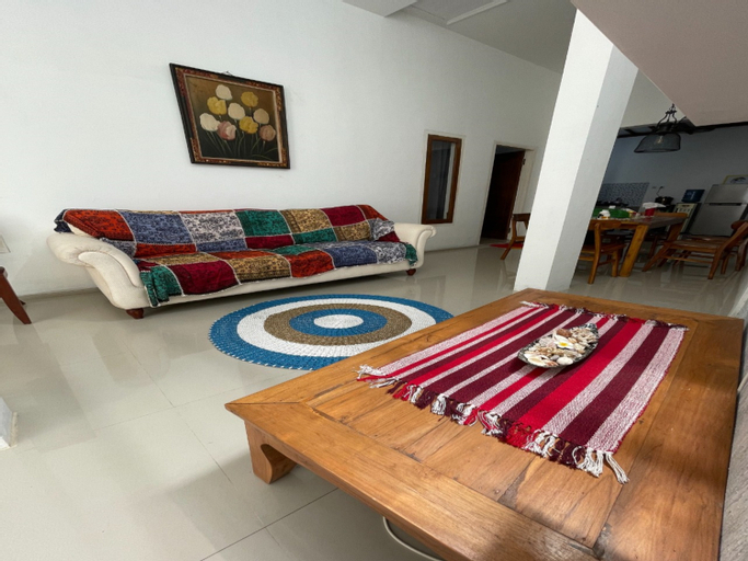 Bedroom 2, Linz Beach House, Banyuwangi