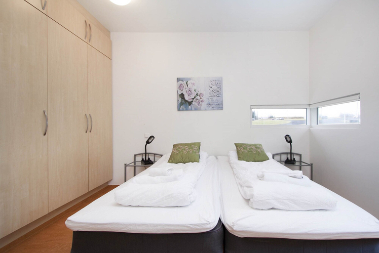 Bedroom 4, Golden Circle Cabins, Laugardalshreppur