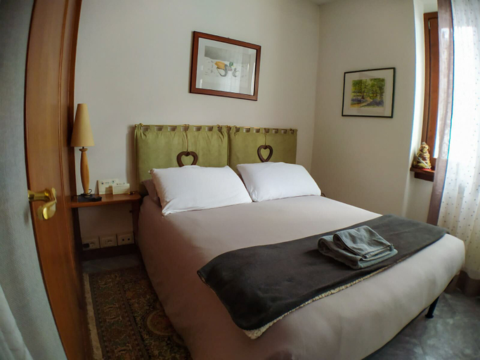 Bedroom 3, La CRI Bed & Breakfast, Trento