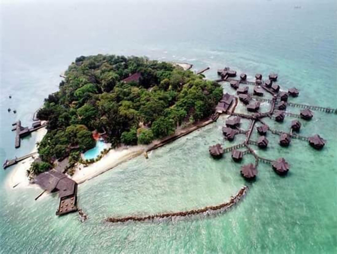 Pulau Ayer Resort and Cottages, Thousand Islands