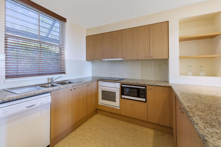 Dining Room 16
