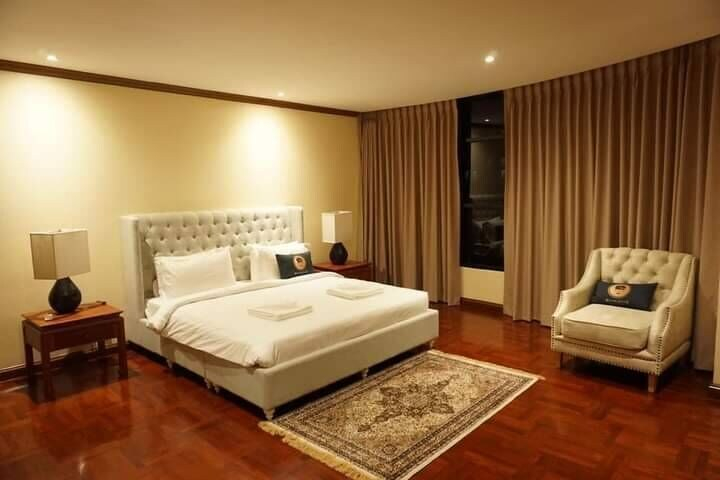 Bedroom 1, RoomQuest Thonglor, Khlong Toey