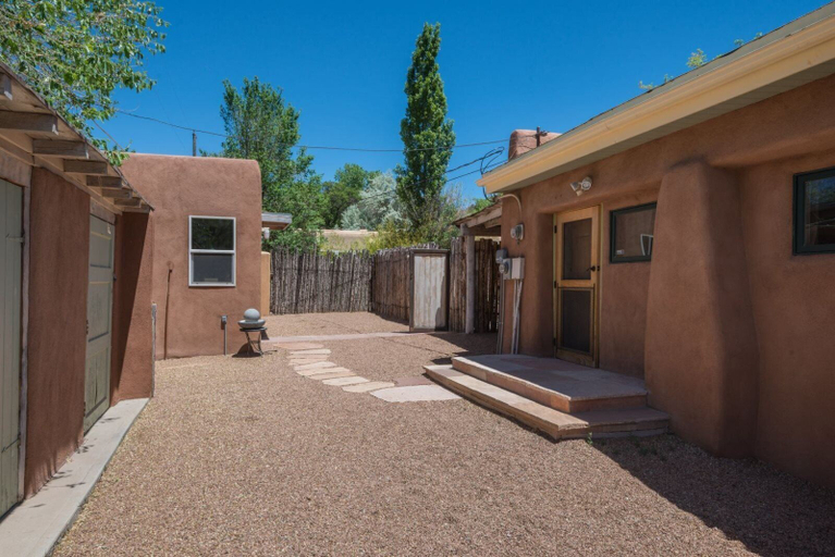 Exterior & Views, Sueños - Tranquil East Side Getaway, Serene Mountain Views, Santa Fe