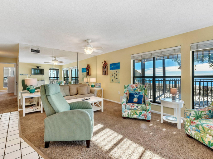 Public Area 3, Sandpiper Beachfront Condos by Bender Vacation Rentals, Baldwin