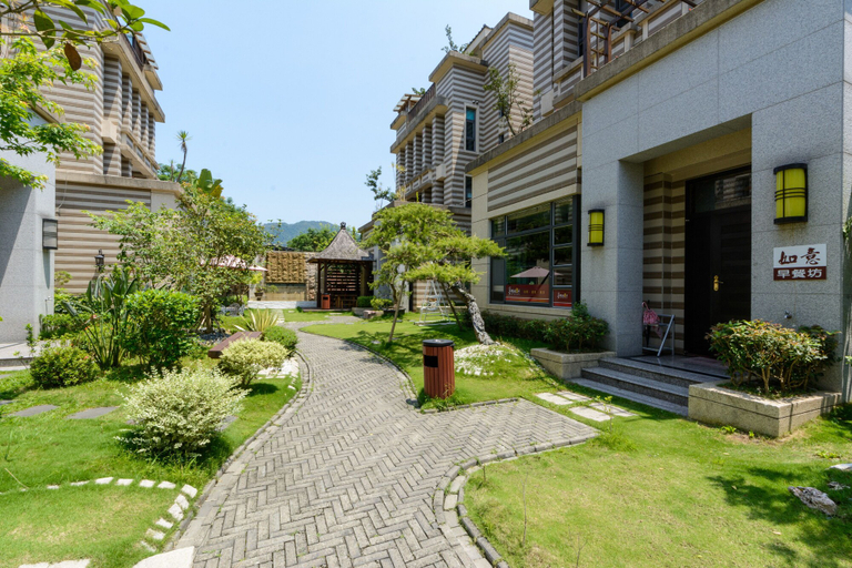 Exterior & Views 1, No 8 Dream Street B&B, Nantou