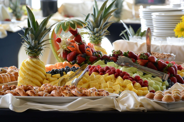 Food & Drinks 5, Radisson Hotel Niagara Falls-Grand Island, Erie