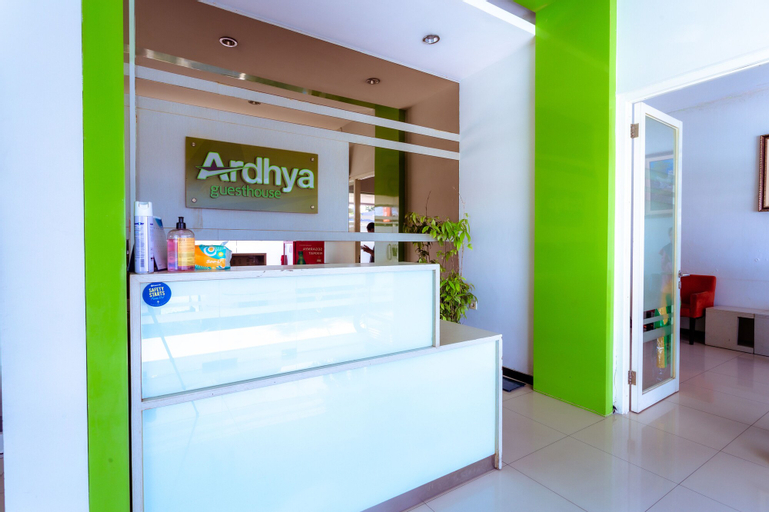Ardhya Guesthouse Syariah by ecommerceloka, Surabaya